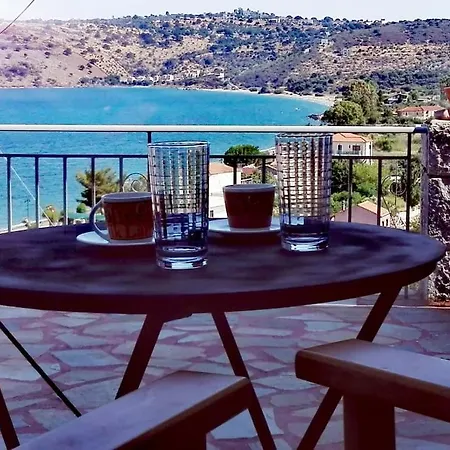 Kamares View 아파트