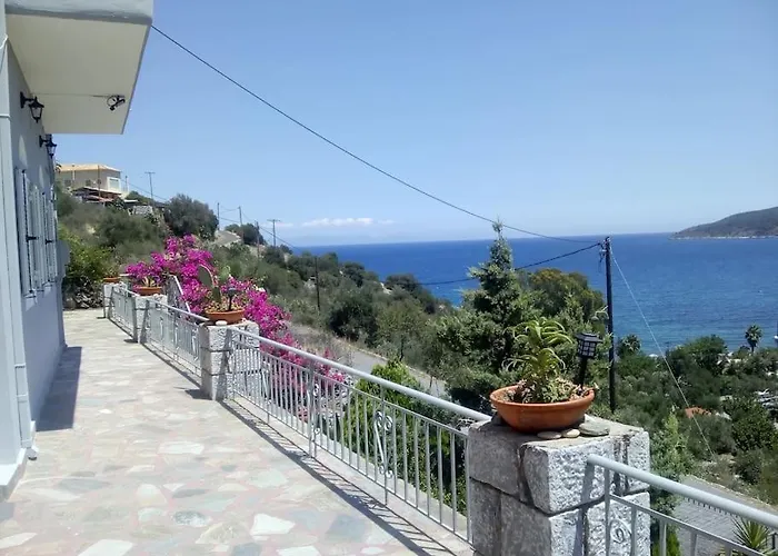 Kamares View Apartament *